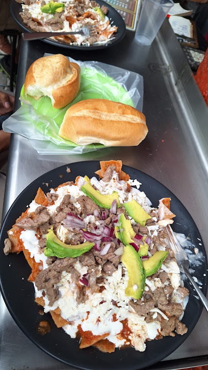 Los chilaquileros de la postal