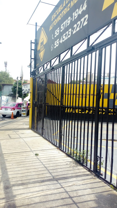 Escuela de Manejo Automotriz Mexicana