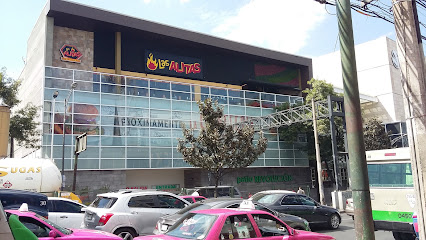 Las Alitas Patio Revolución