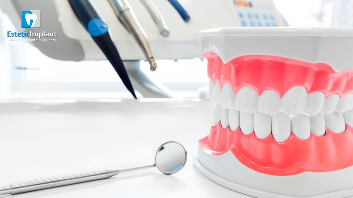Implantes Dentales Dr. Ricardo Molina, Ciudad de México