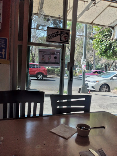 Restaurante El Triunfó, La Casa del Chile en Nogada