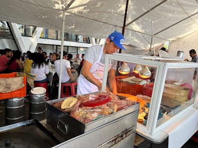 Consomé y barbacoa