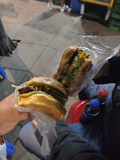 Hamburguesas Al Carbón
